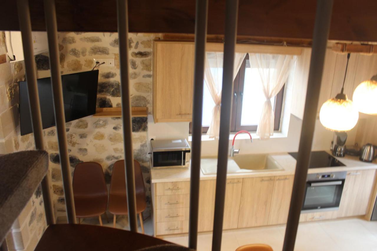 Piedra Residence Pigi  Екстер'єр фото