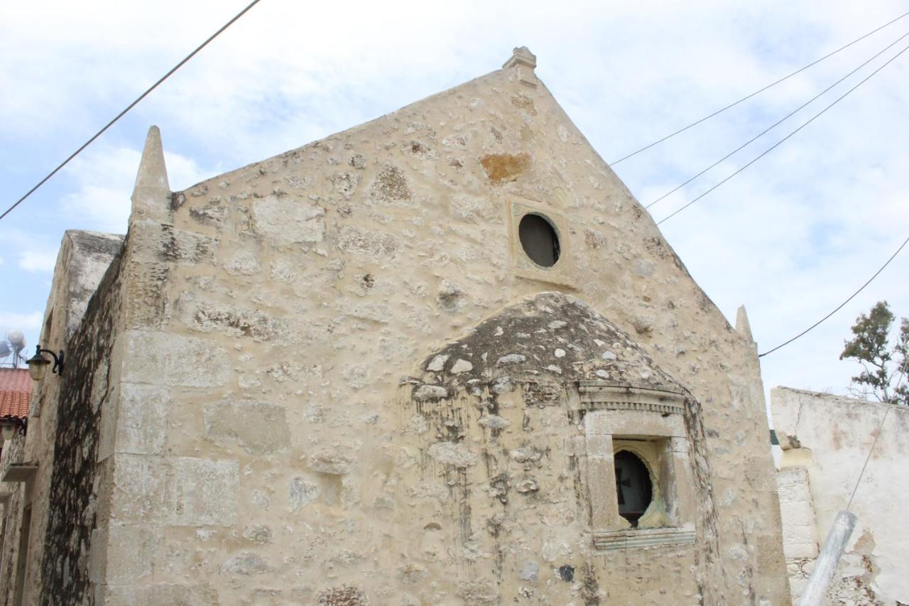 Piedra Residence Pigi  Екстер'єр фото