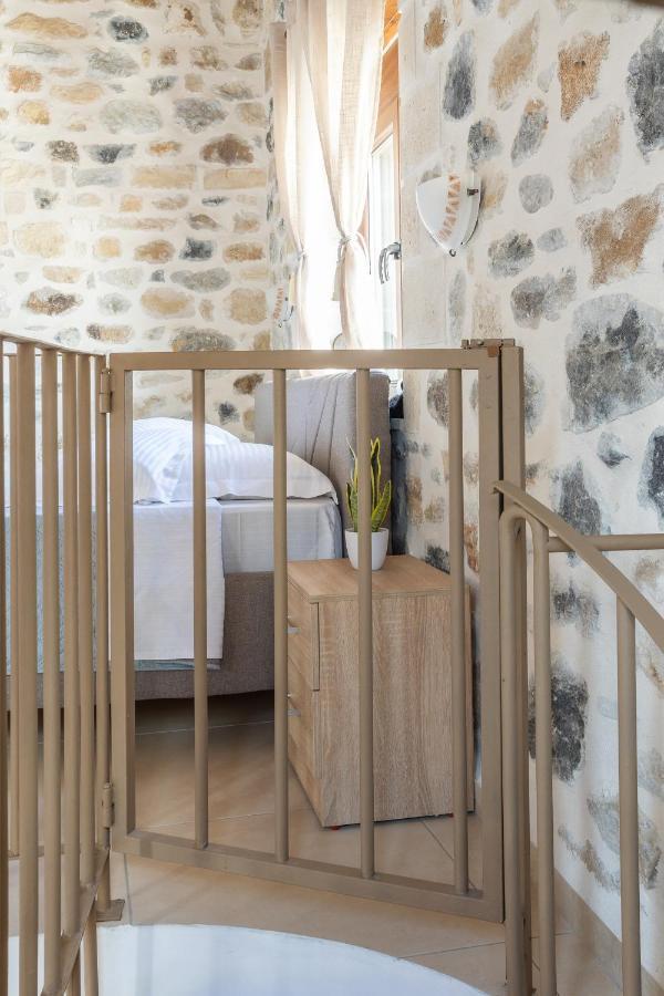 Piedra Residence Pigi  Екстер'єр фото