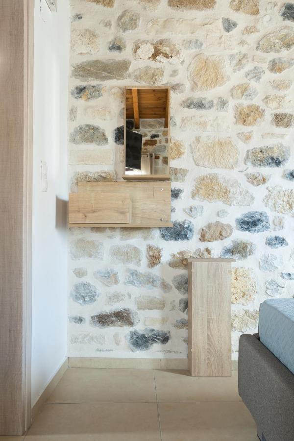 Piedra Residence Pigi  Екстер'єр фото